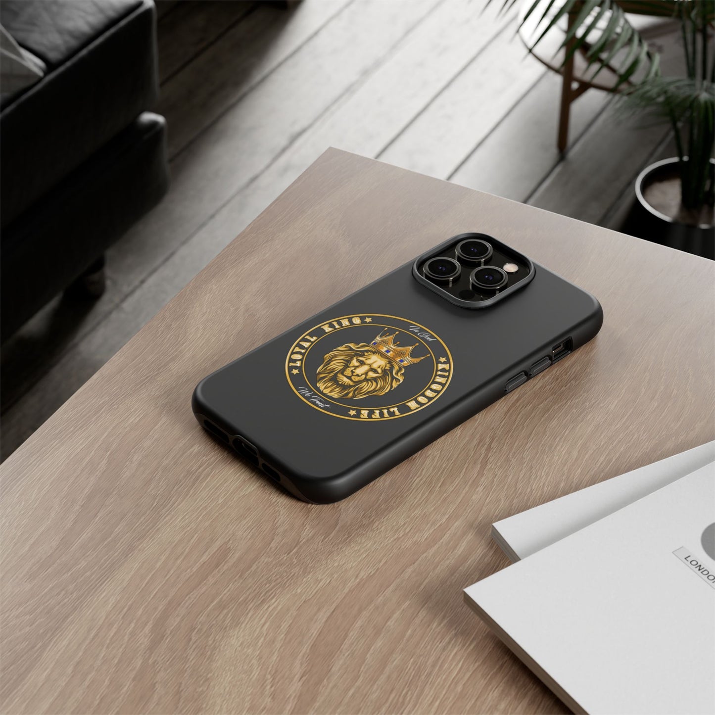 LOYAL KING Cover (black) - loyalty in life is important