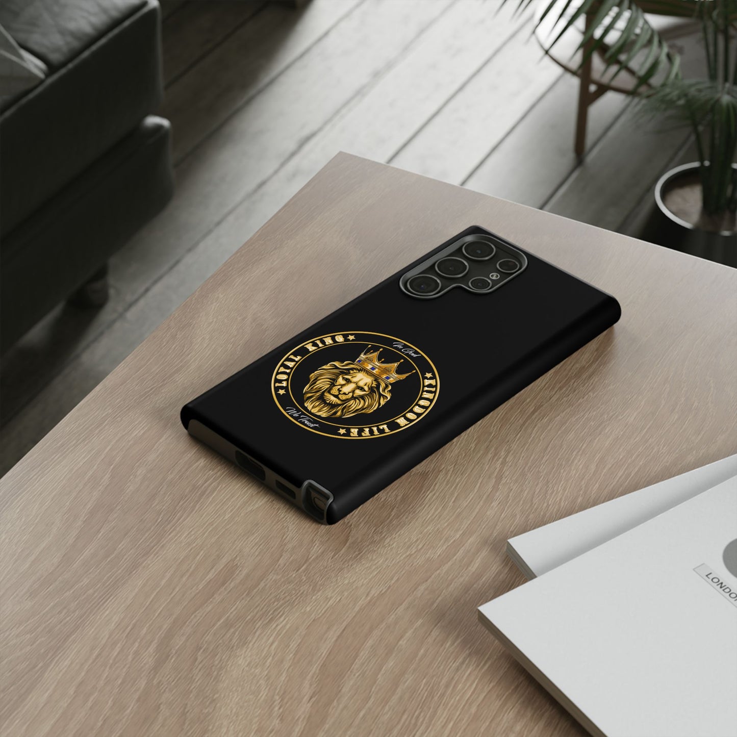 LOYAL KING Cover (black) - loyalty in life is important