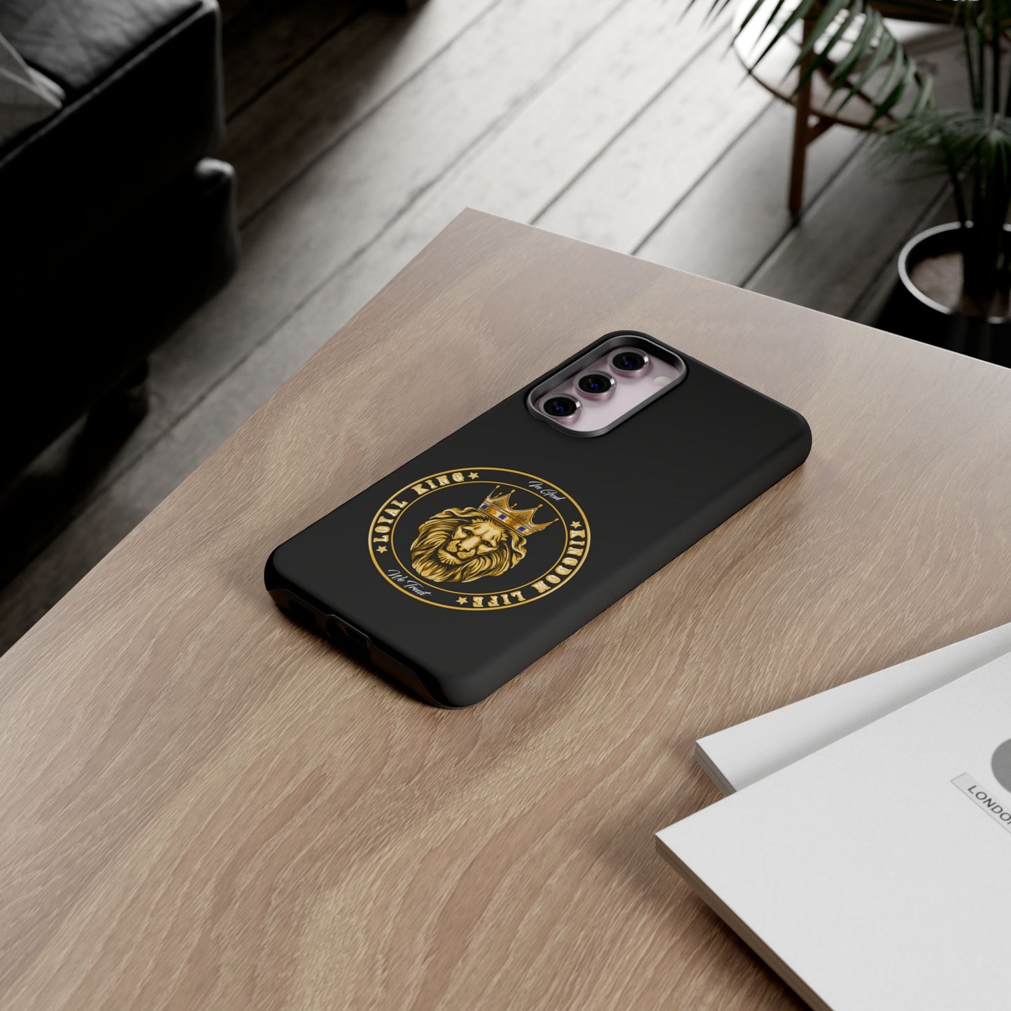 LOYAL KING Cover (black) - loyalty in life is important