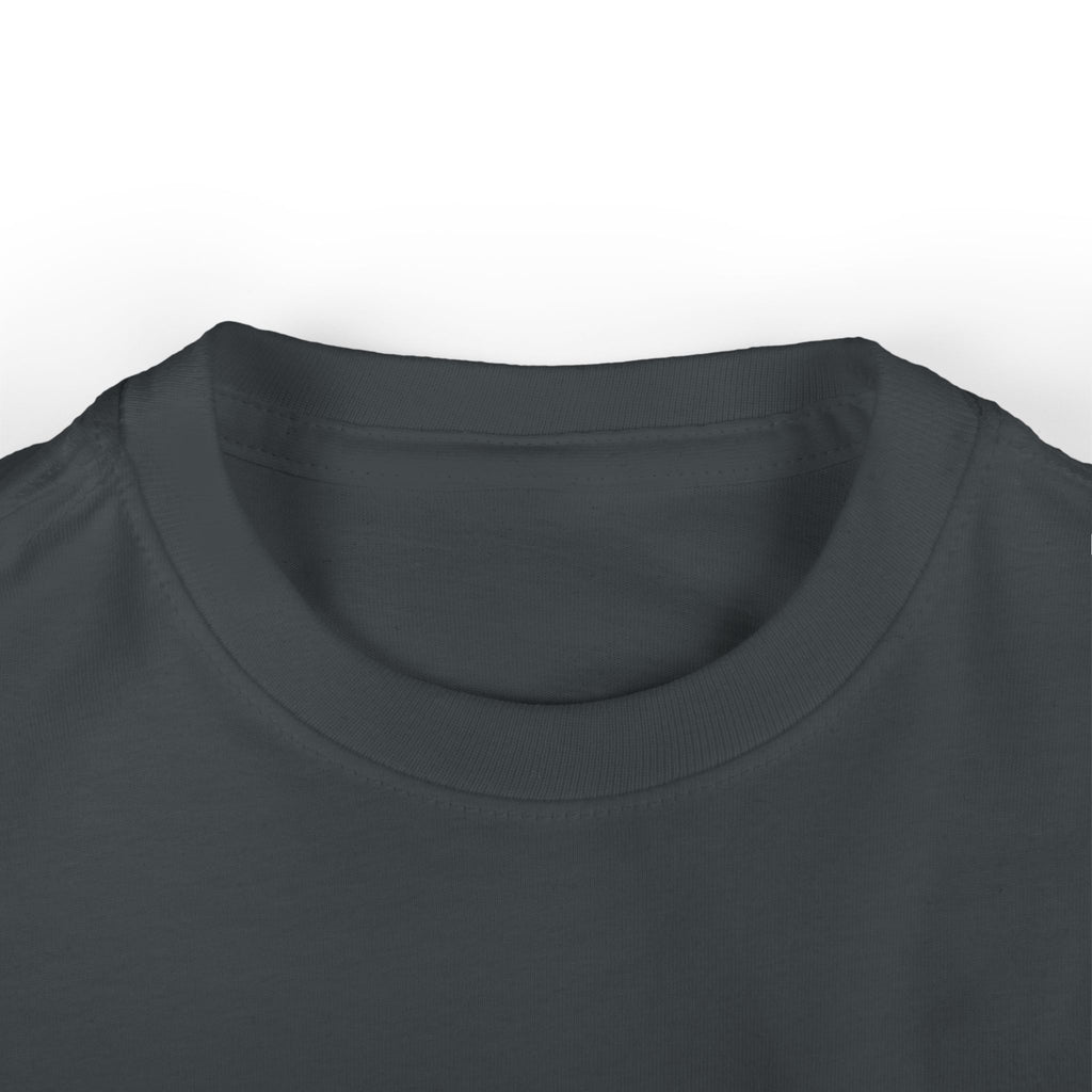 Close up of collar Loyal Princess infant t-shirt – Christian baby girl organic cotton 